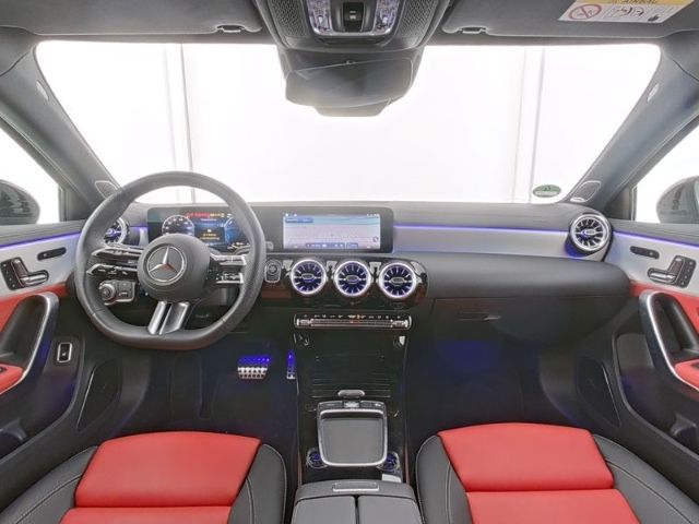 Mercedes-Benz A 250 2023
