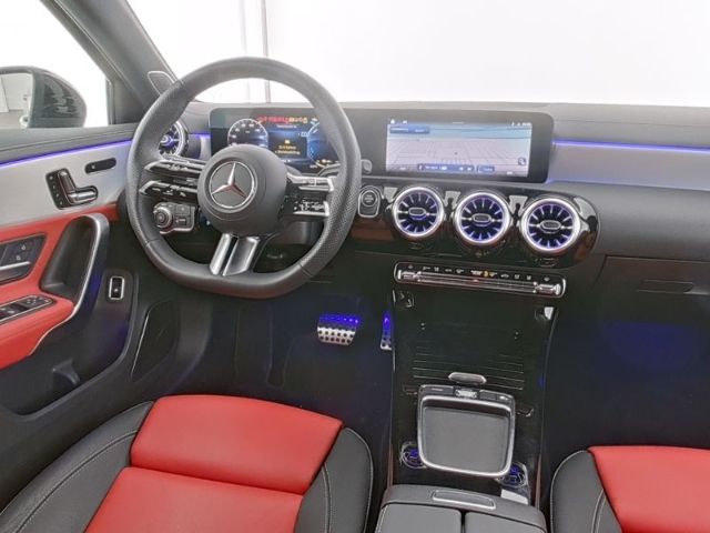 Mercedes-Benz A 250 2023