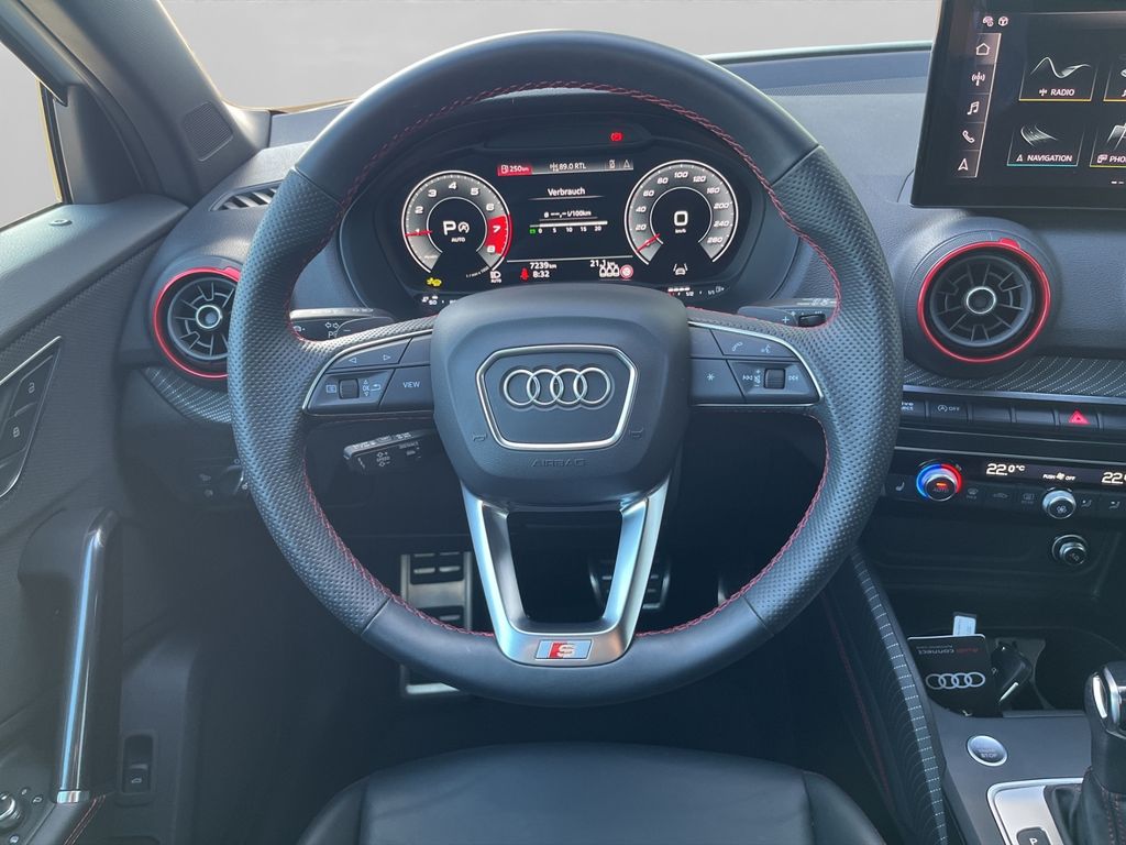 Audi Q2 2024