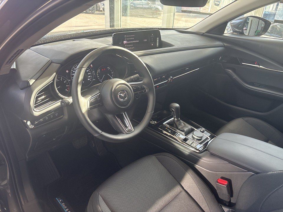 Mazda CX-30 2025