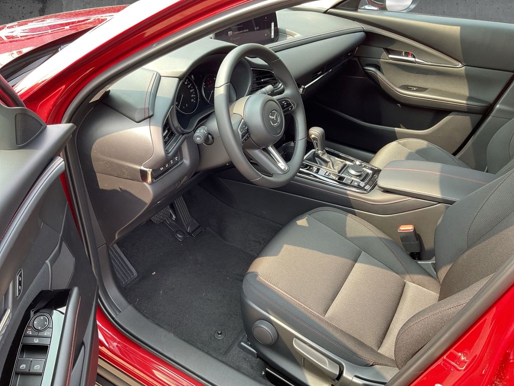 Mazda CX-30 2025
