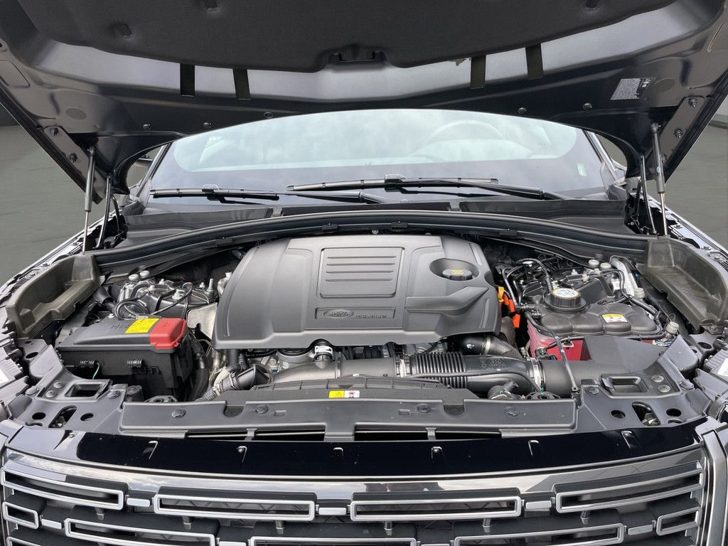 Land Rover Range Rover Velar 2025