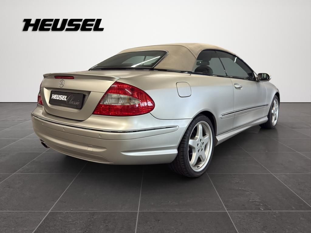 Mercedes-Benz CLK 500 2005