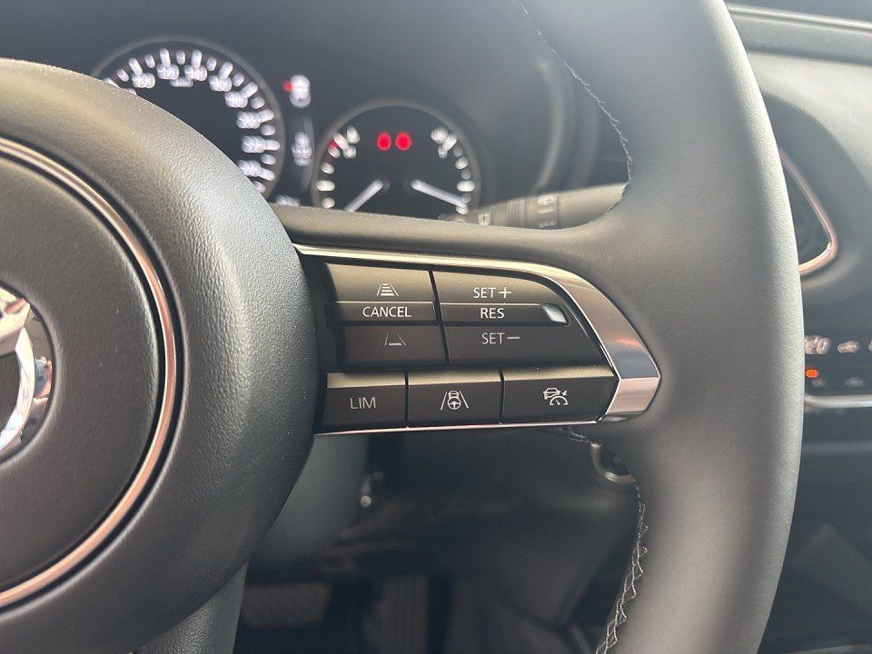 Mazda CX-30 2025