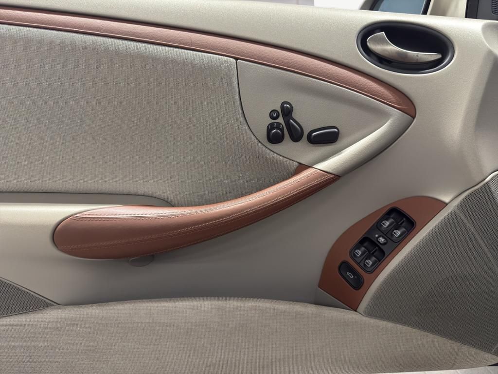 Mercedes-Benz CLK 500 2005