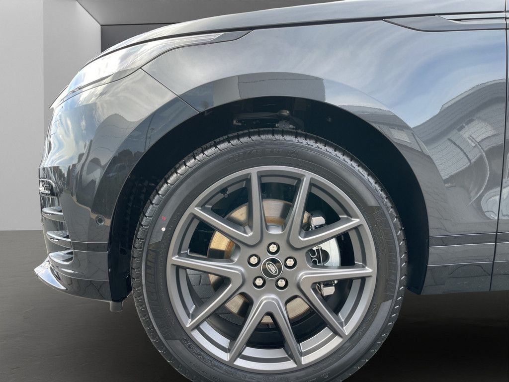 Land Rover Range Rover Velar 2025