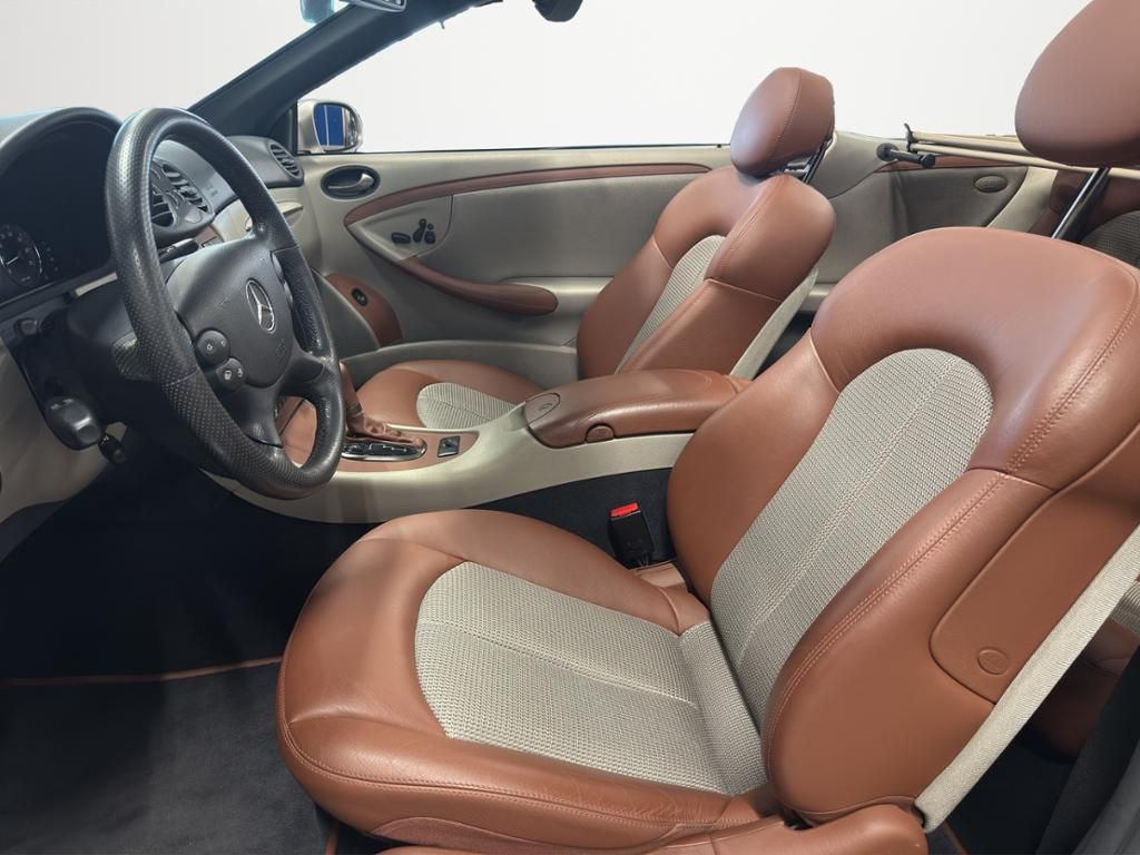 Mercedes-Benz CLK 500 2005