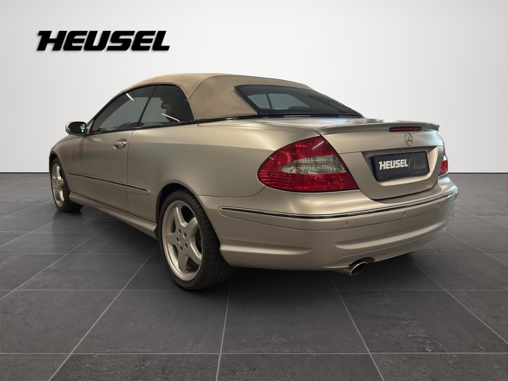 Mercedes-Benz CLK 500 2005