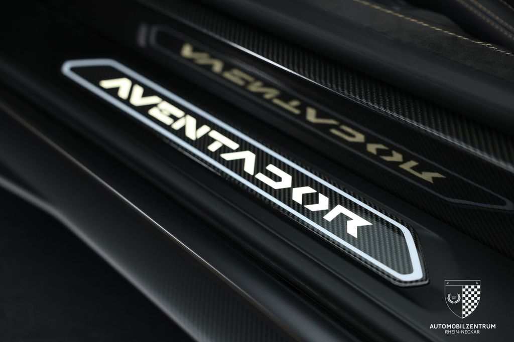 Lamborghini Aventador 2022