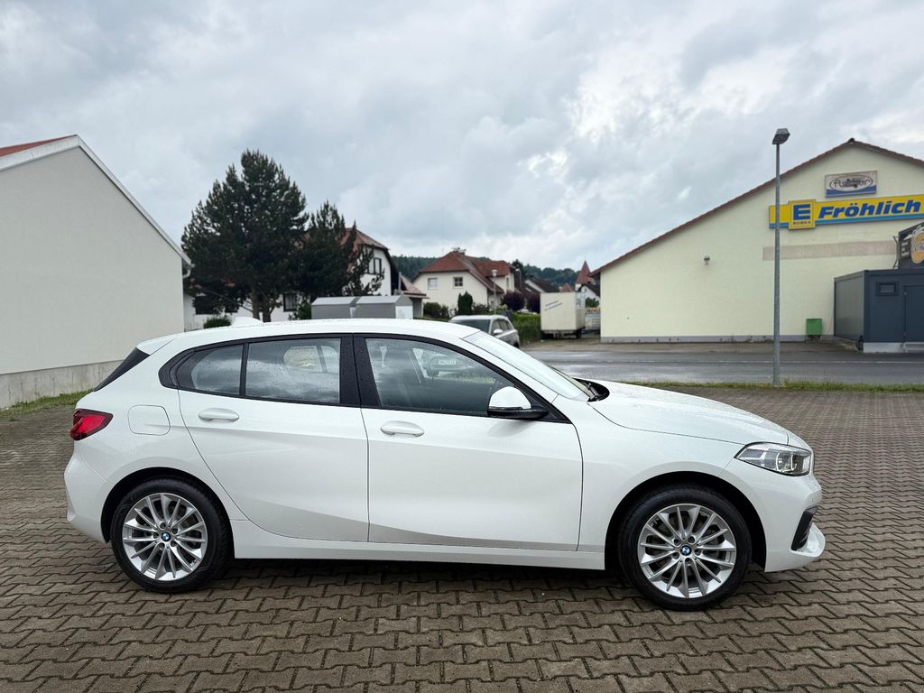 BMW 116 2024