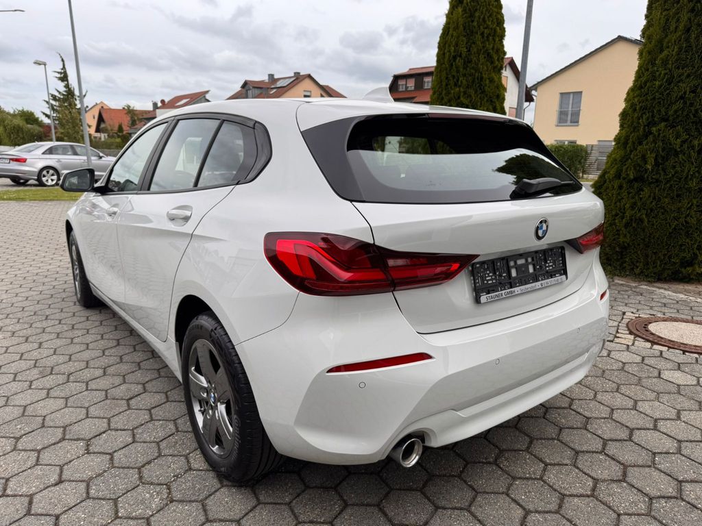 BMW 116 2024