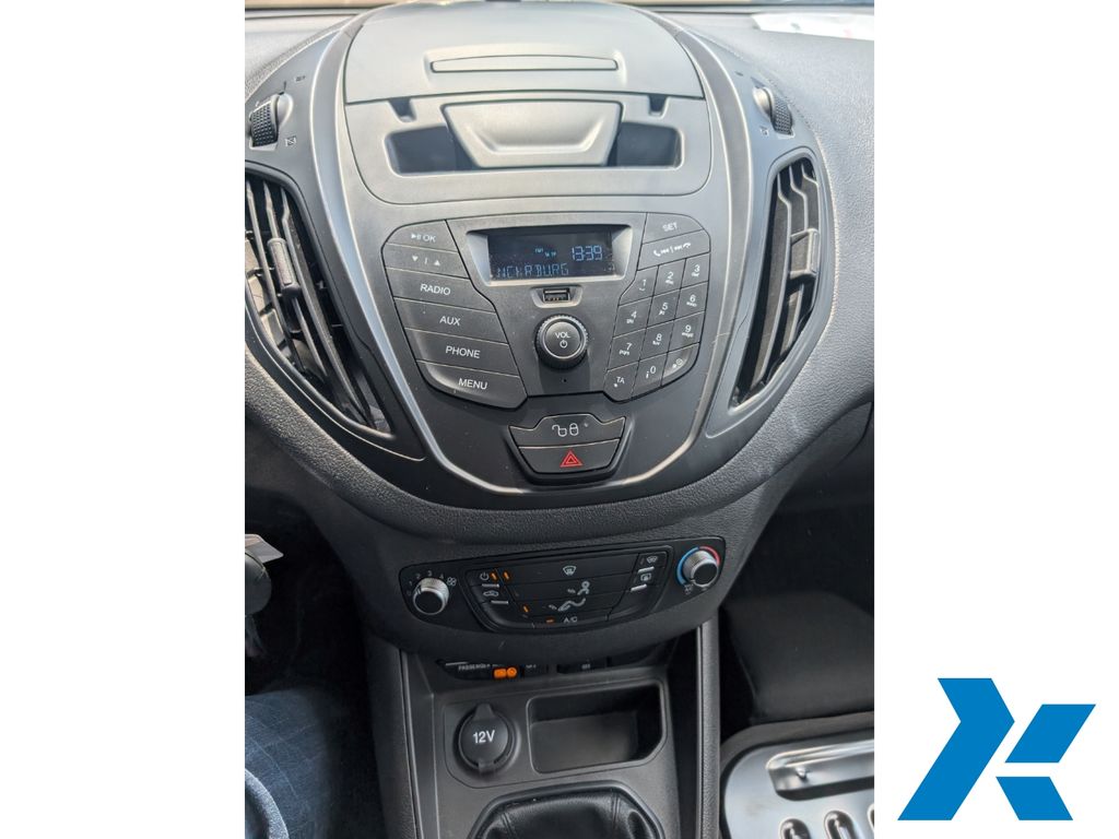 Ford Transit Courier 2022