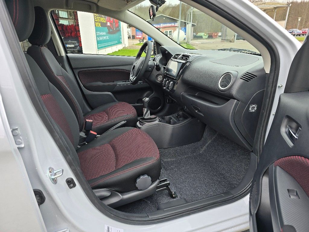 Mitsubishi Space Star 2025