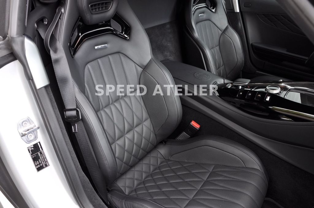 Mercedes-Benz AMG GT R 2021