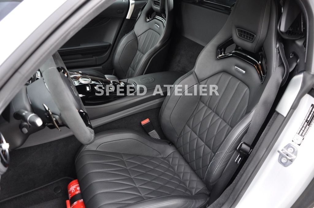 Mercedes-Benz AMG GT R 2021