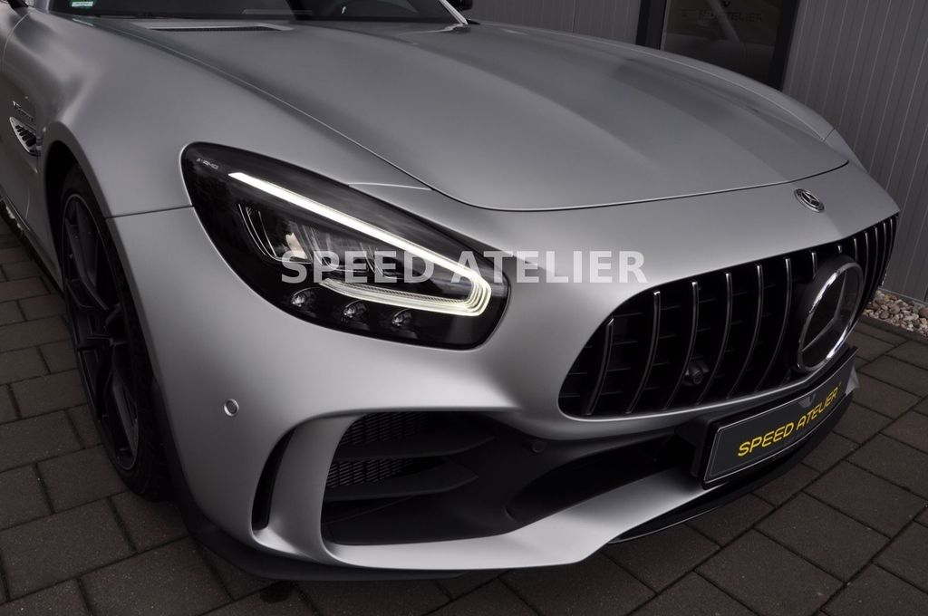 Mercedes-Benz AMG GT R 2021