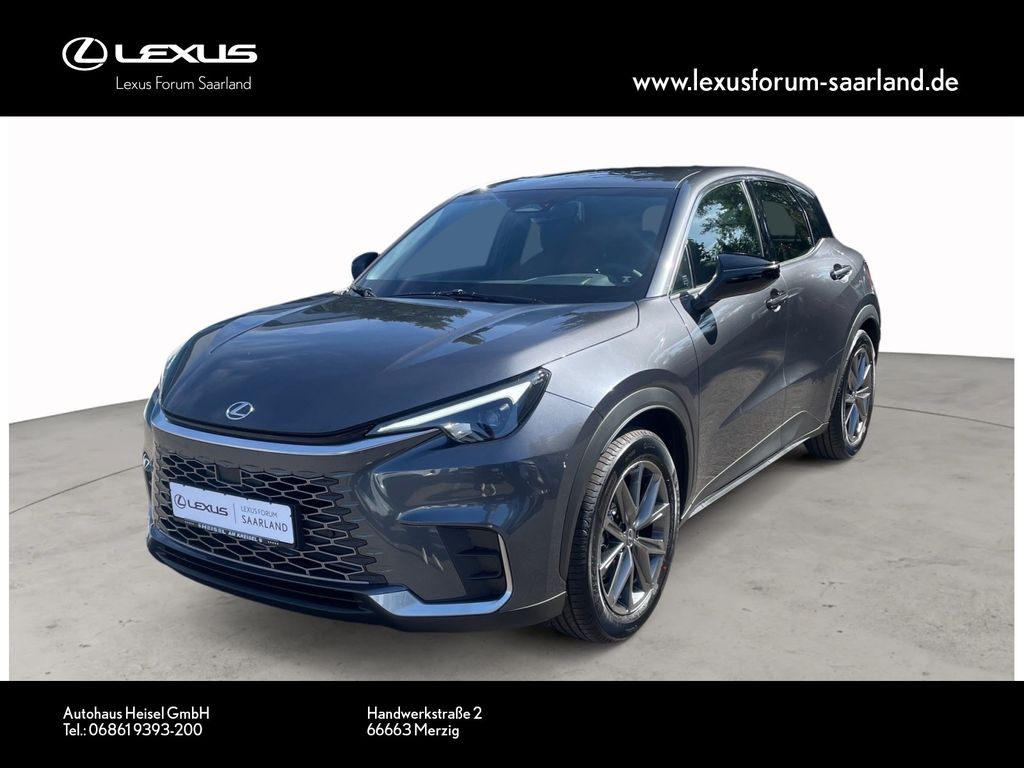 Lexus LBX