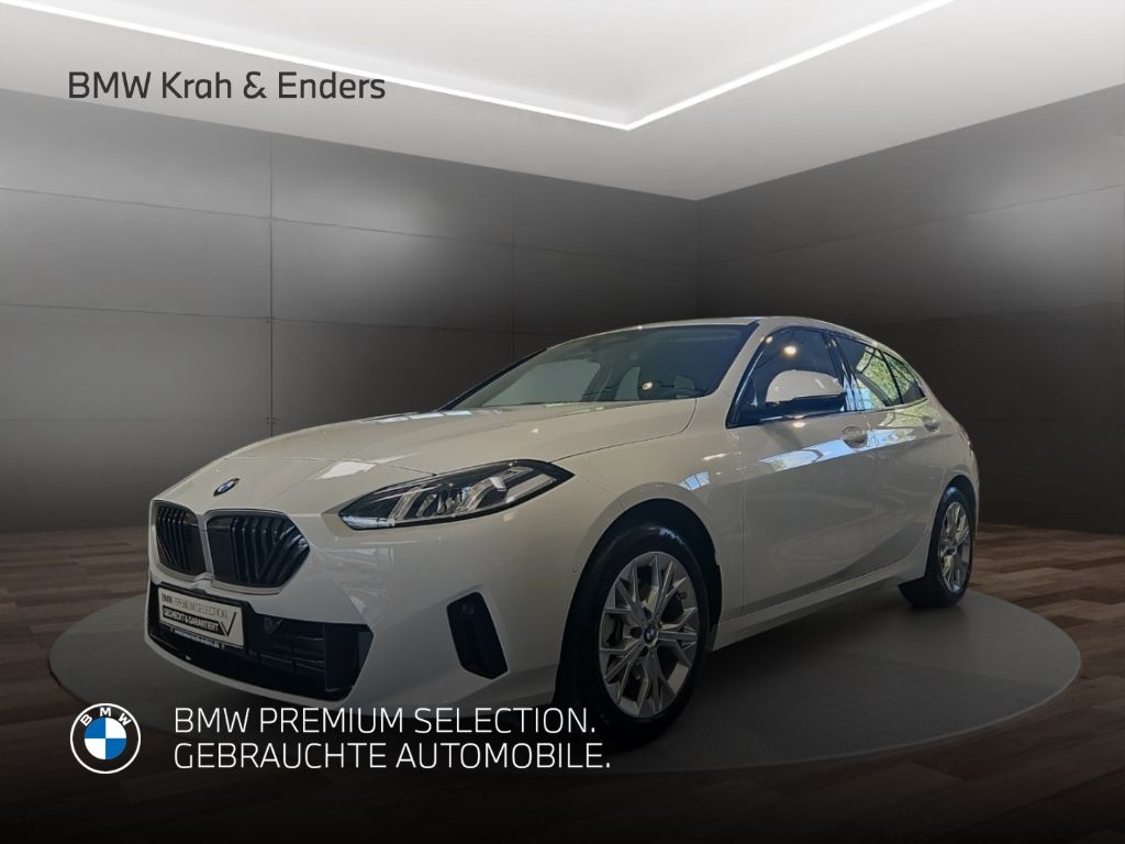 BMW 120 2025