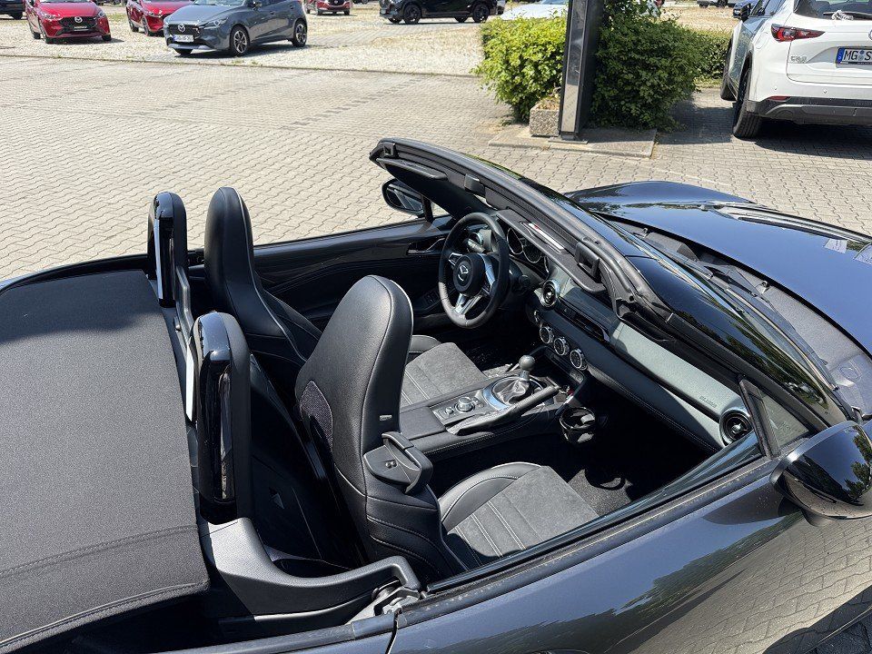 Mazda MX-5 2025
