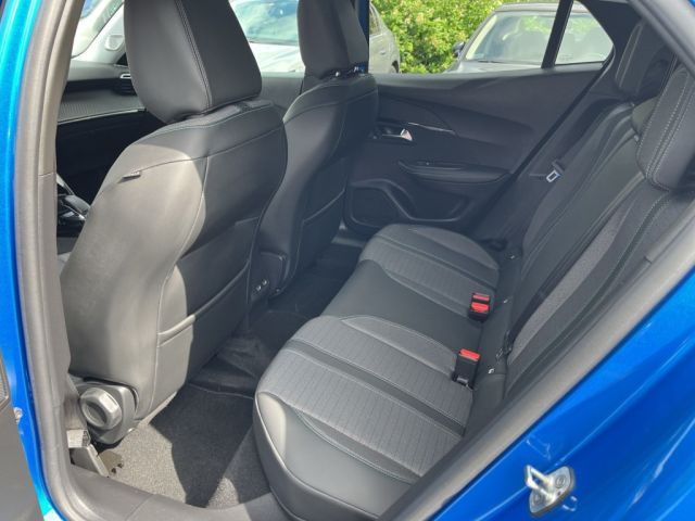 Peugeot 2008 2021