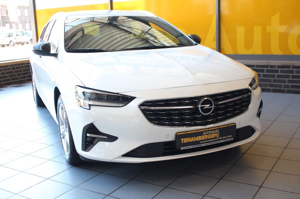 Opel Insignia 2022