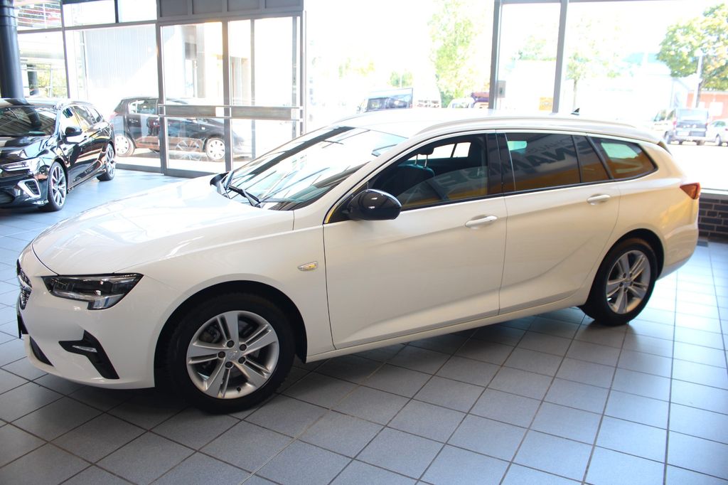 Opel Insignia 2022
