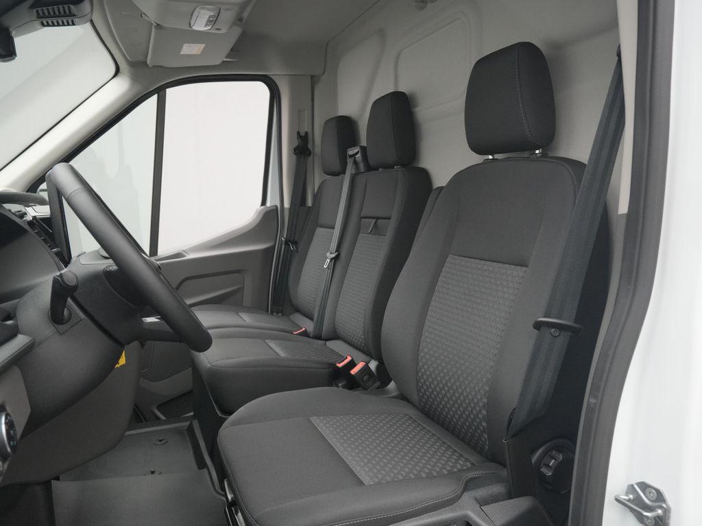Ford Transit 2025