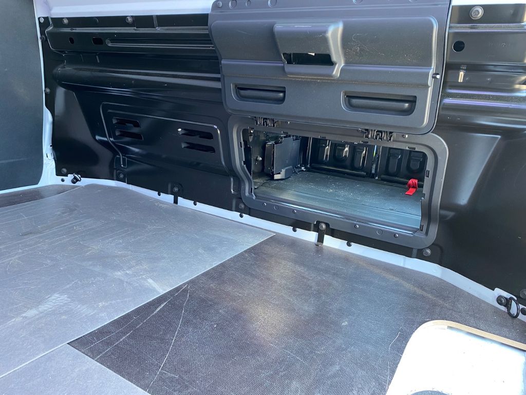 Nissan Primastar 2024