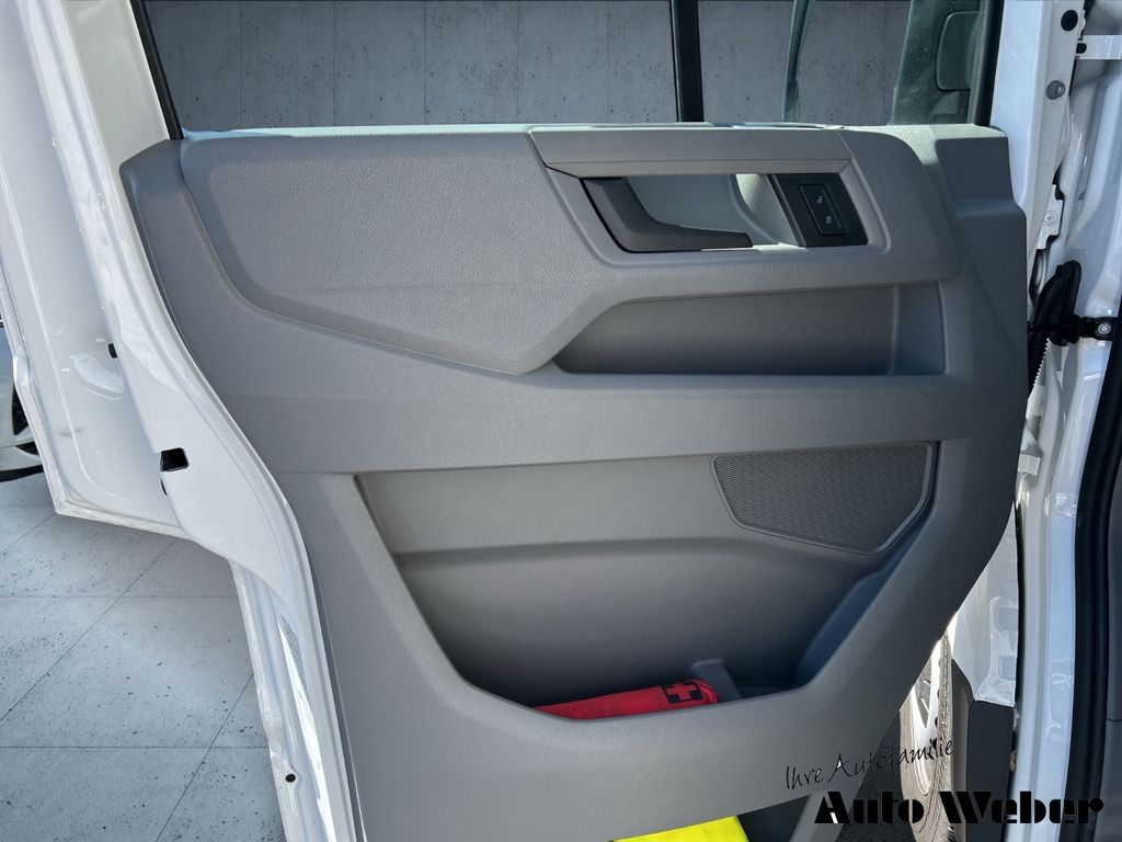 Volkswagen Crafter 2024