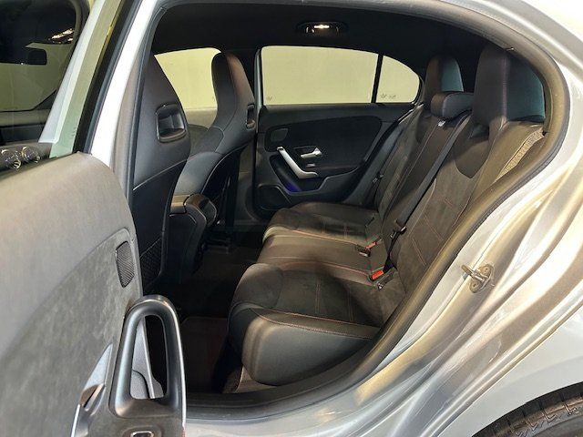 Mercedes-Benz A 250 2021