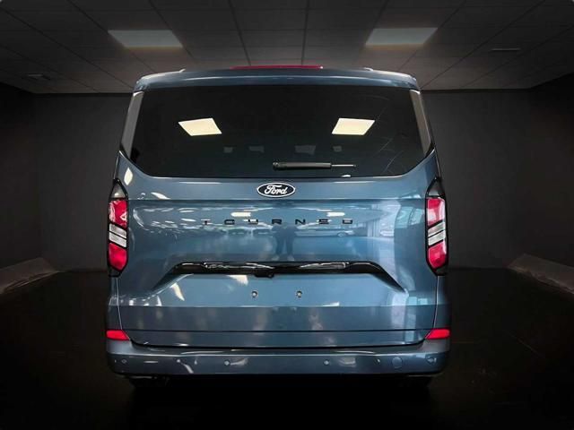 Ford Tourneo Custom 2024