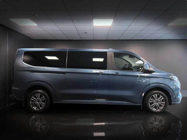 Ford Tourneo Custom 2024