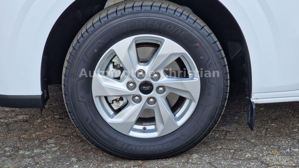 Ford Transit Custom 2025