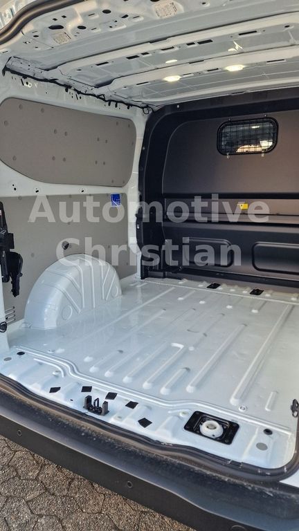 Ford Transit Custom 2025