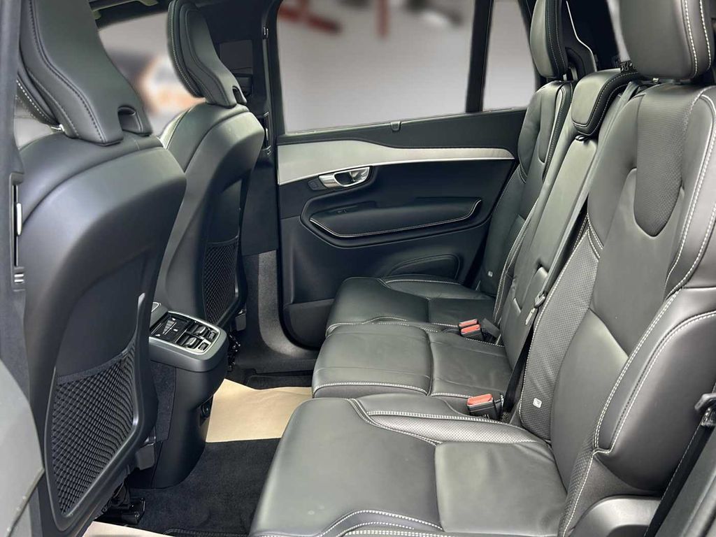Volvo XC90 2023