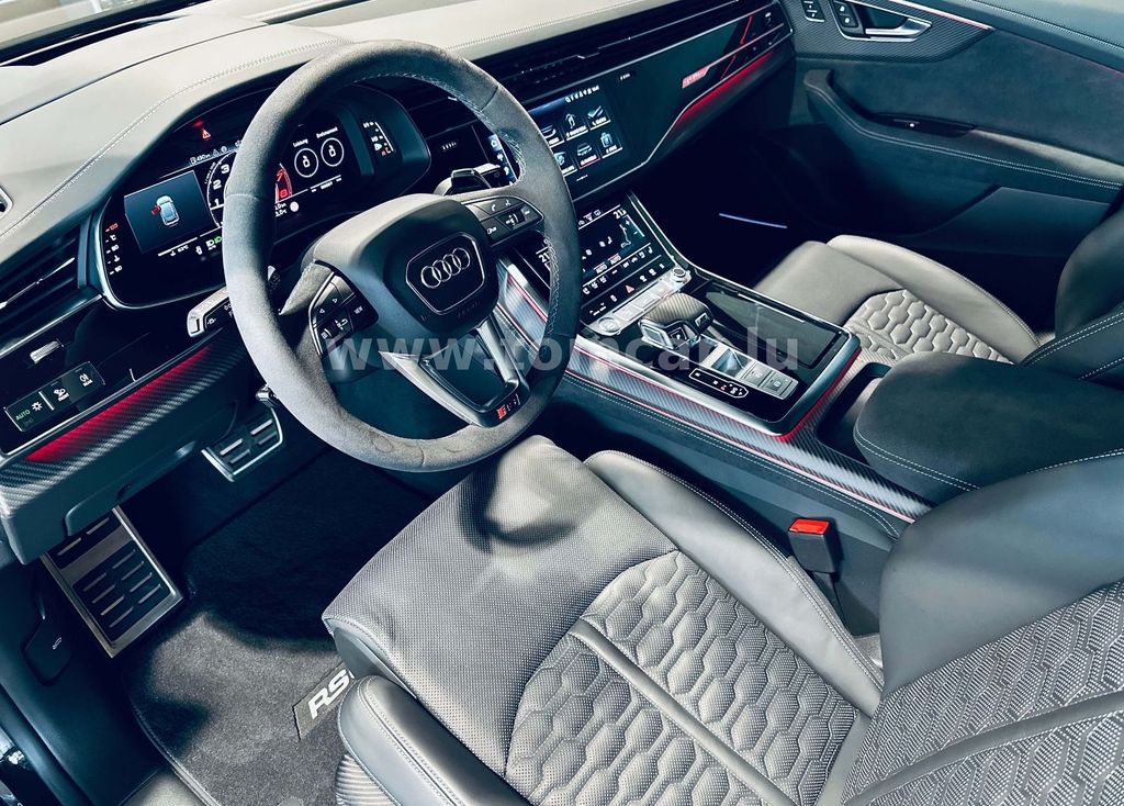 Audi RSQ8 2024
