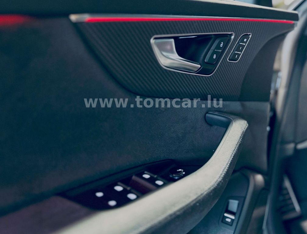 Audi RSQ8 2024
