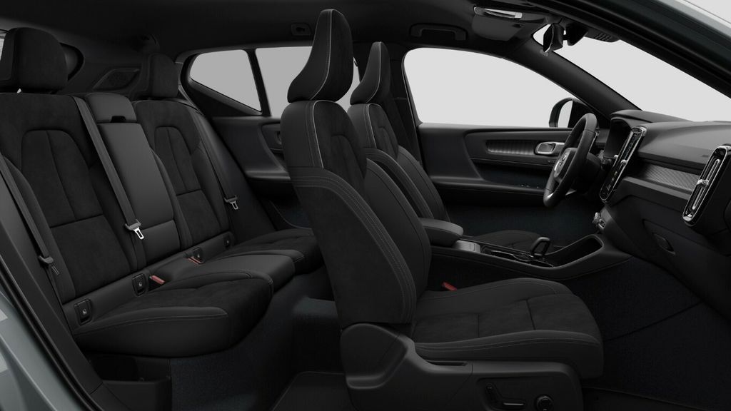 Volvo EX40