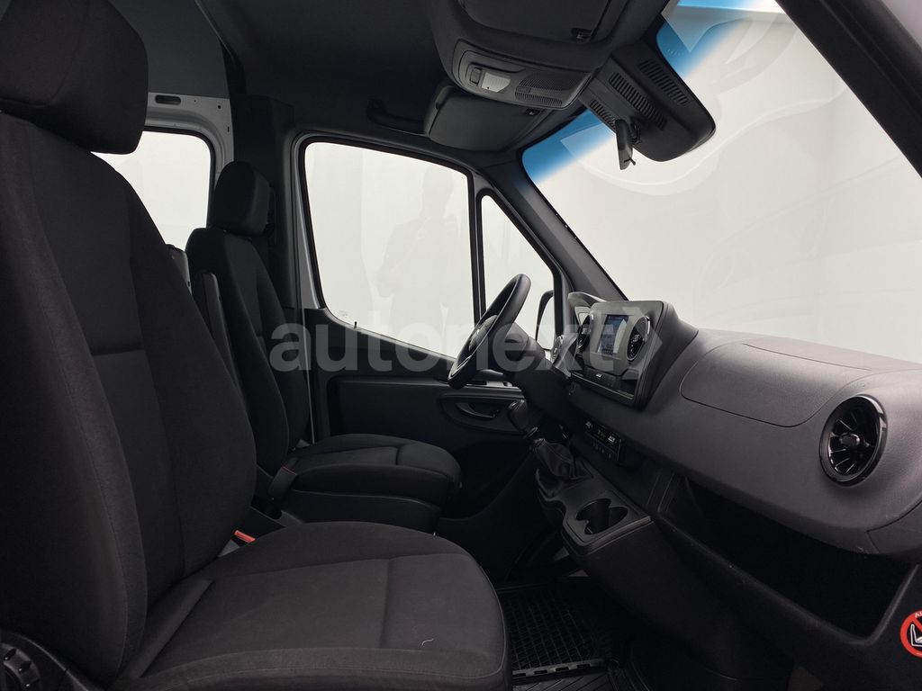 Mercedes-Benz Sprinter 2021