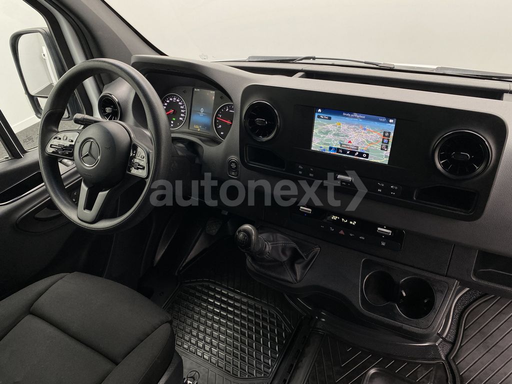 Mercedes-Benz Sprinter 2021