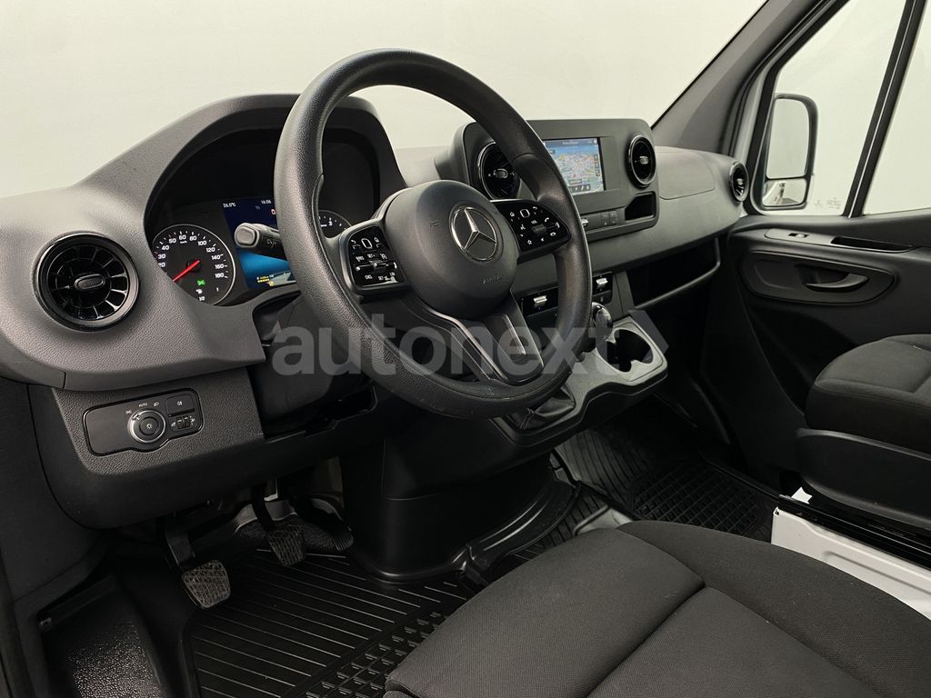 Mercedes-Benz Sprinter 2021