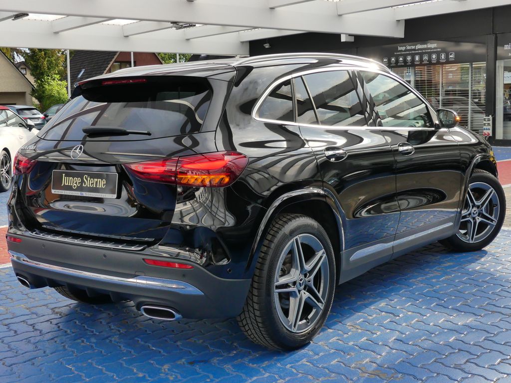 Mercedes-Benz GLA 200 2024