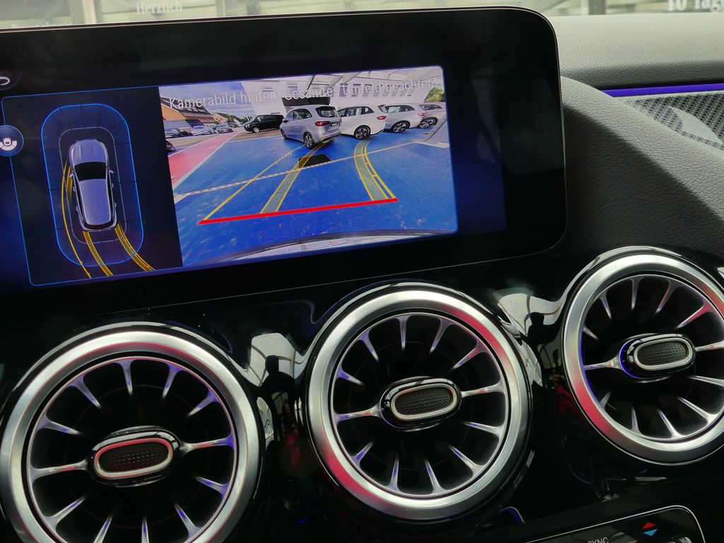 Mercedes-Benz GLA 200 2024