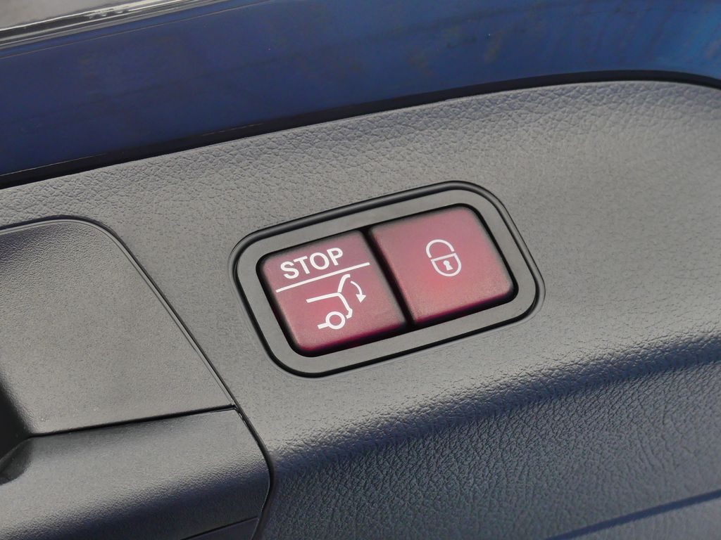 Mercedes-Benz GLA 200 2024