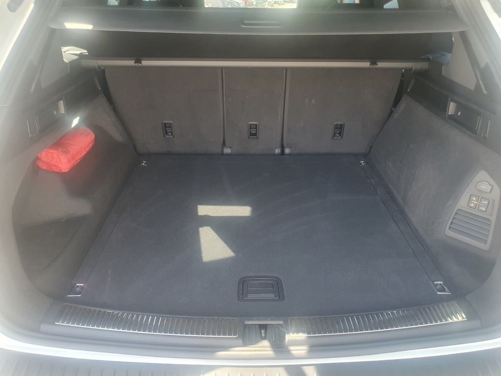 Volkswagen Touareg 2021