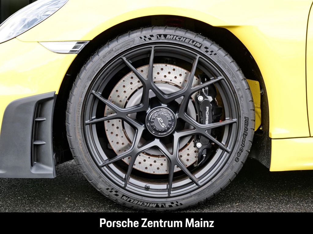 Porsche Boxster 2024