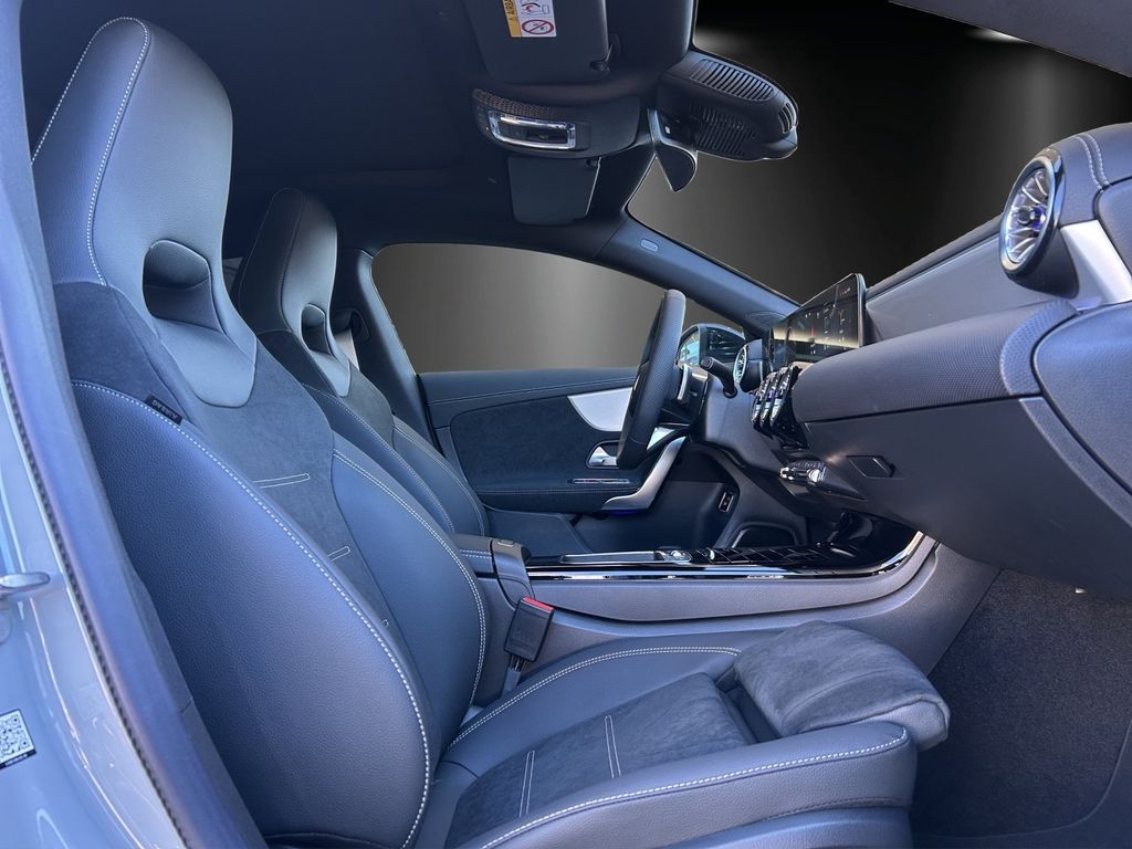 Mercedes-Benz CLA 220 Shooting Brake 2025