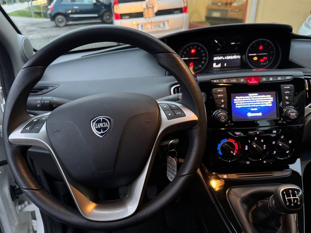 Lancia Ypsilon 2020
