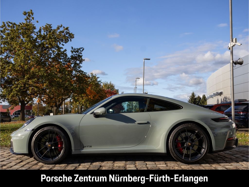 Porsche 992 2024