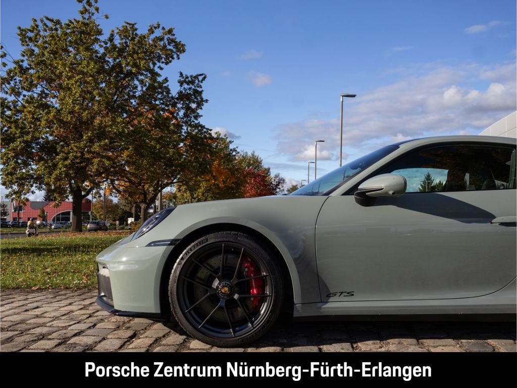 Porsche 992 2024